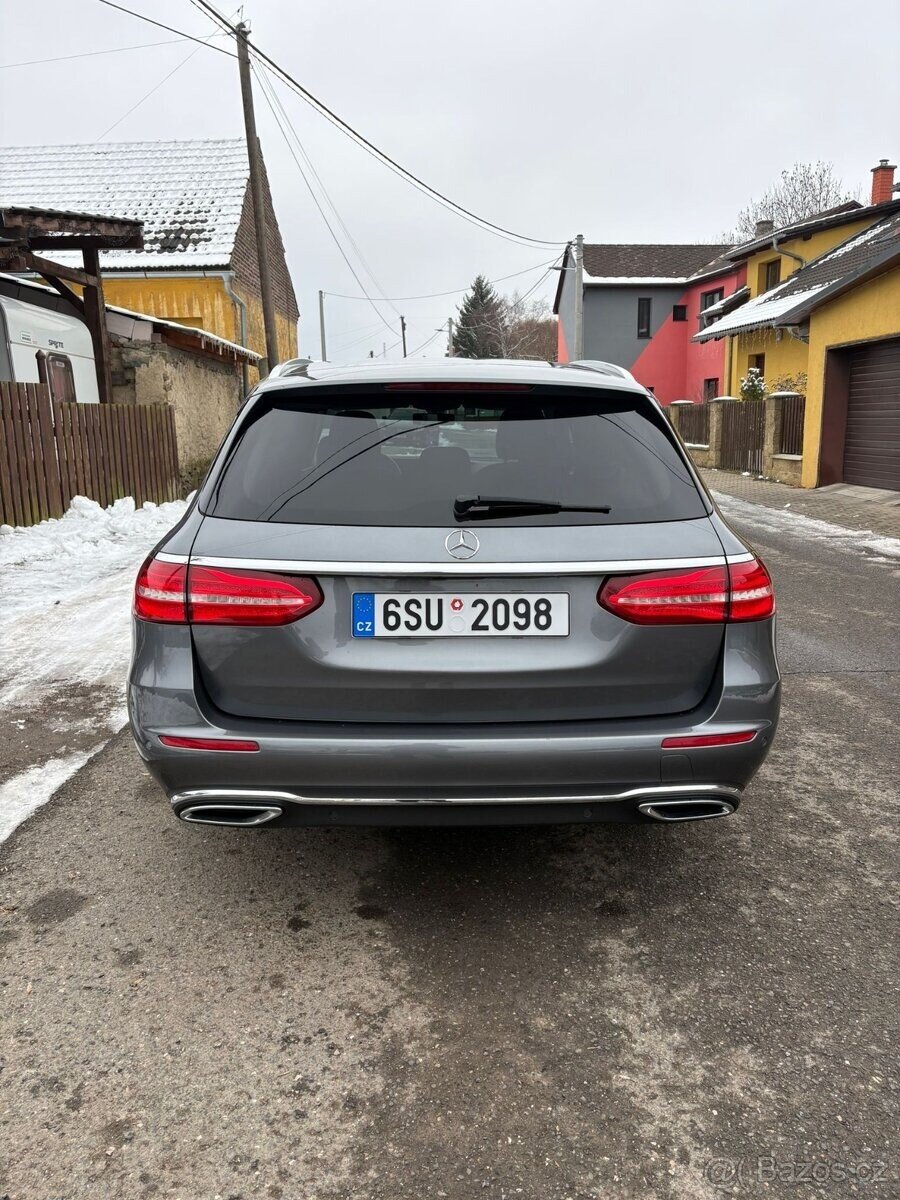 Mercedes-Benz Třídy E Kombi 0,0 0