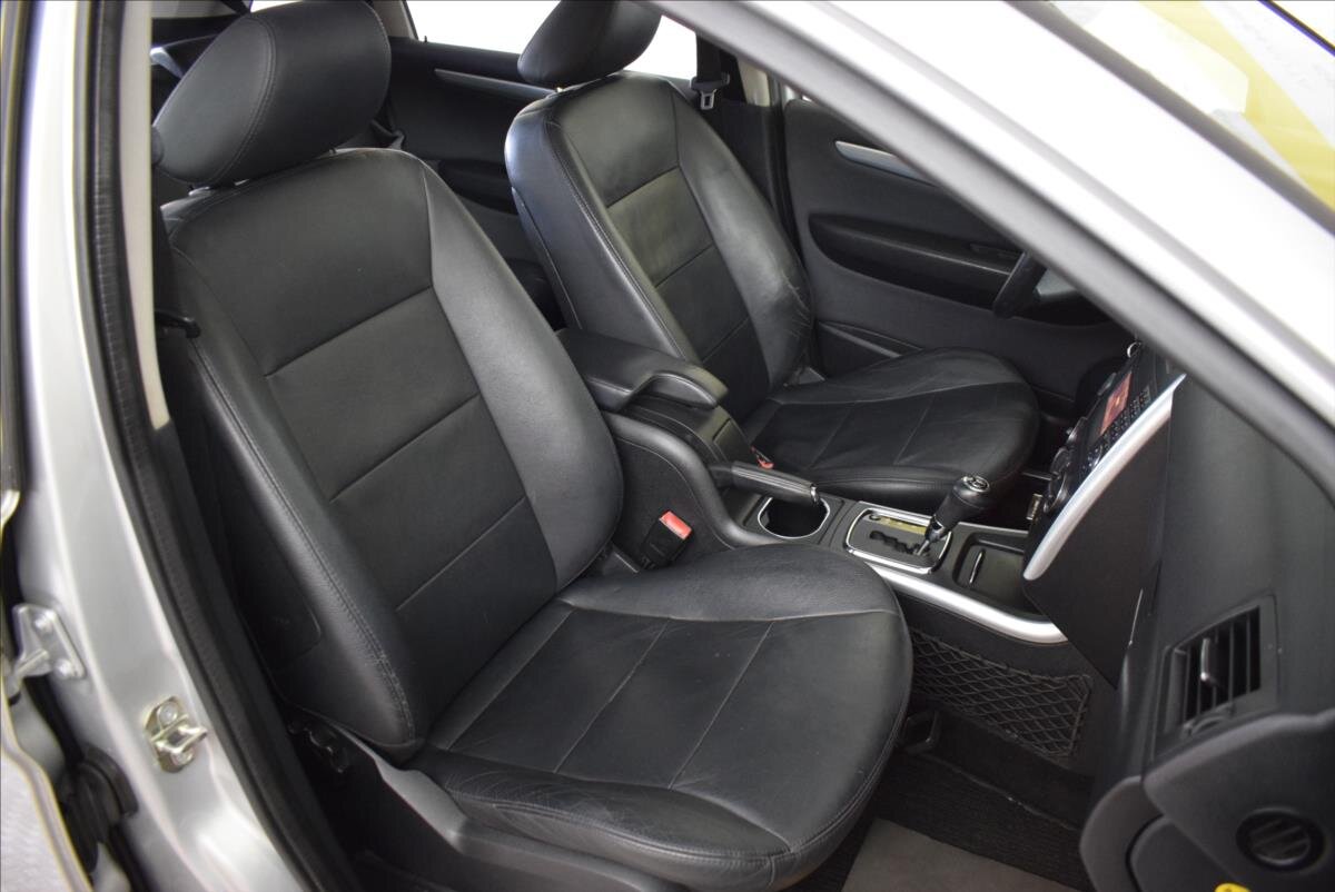 Mercedes-Benz Třídy B Hatchback 1,5 l 70 kw