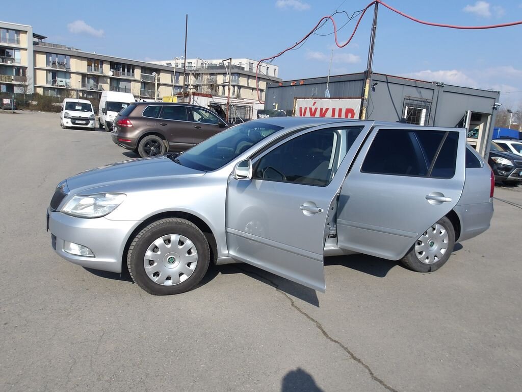 Škoda Octavia Kombi 2,0 l 103 kw