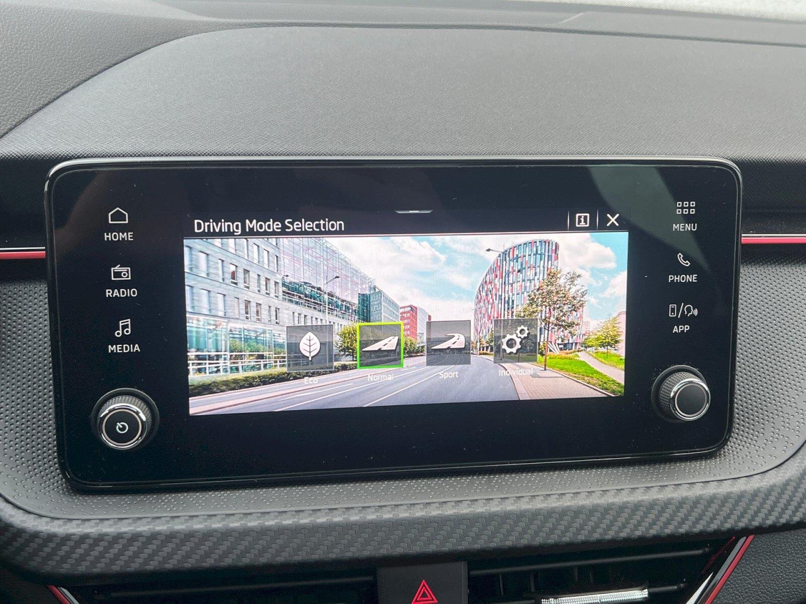 Škoda Kamiq Hatchback 1,5 l 110 kw