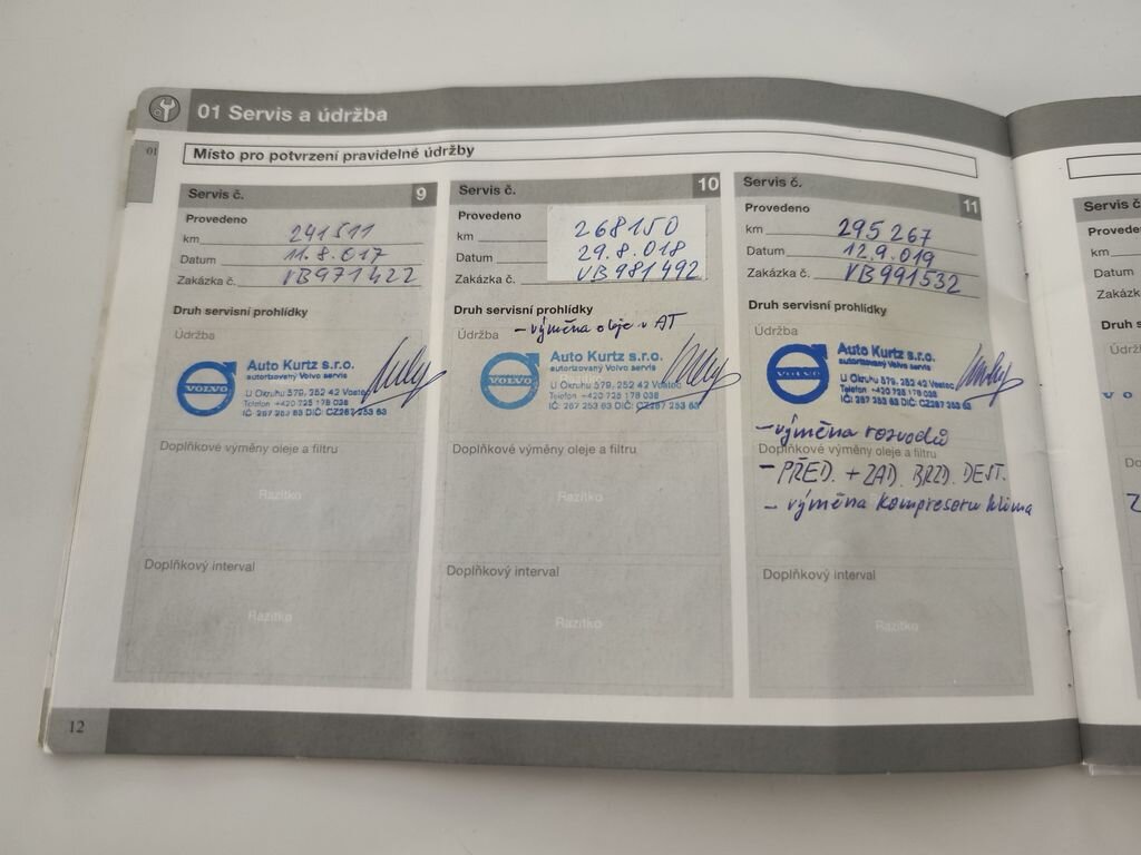 Volvo XC70 Kombi 2,4 l 151 kw