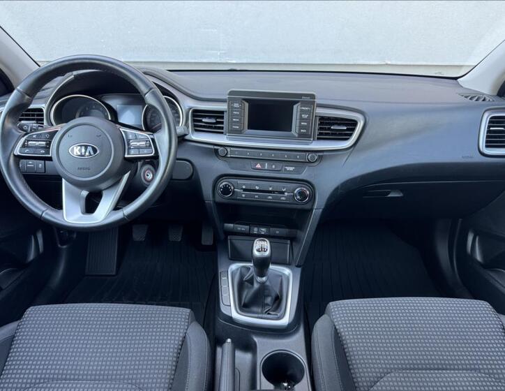 Kia Ceed 27