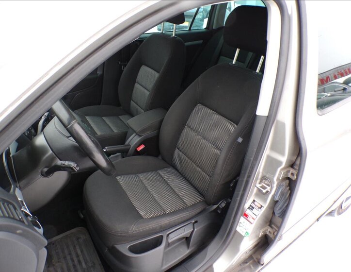 Škoda Octavia Kombi 2,0 l 103 kw