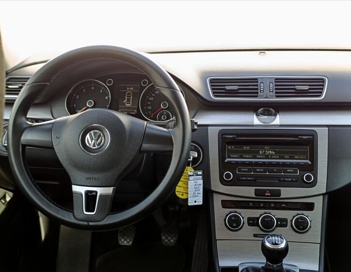 Volkswagen Passat Sedan 1,4 l 110 kw