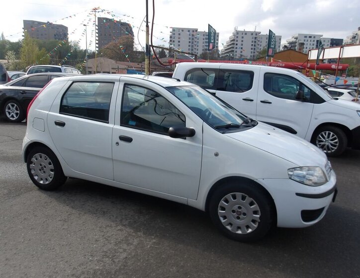 Fiat Punto Hatchback 1,2 l 44 kw