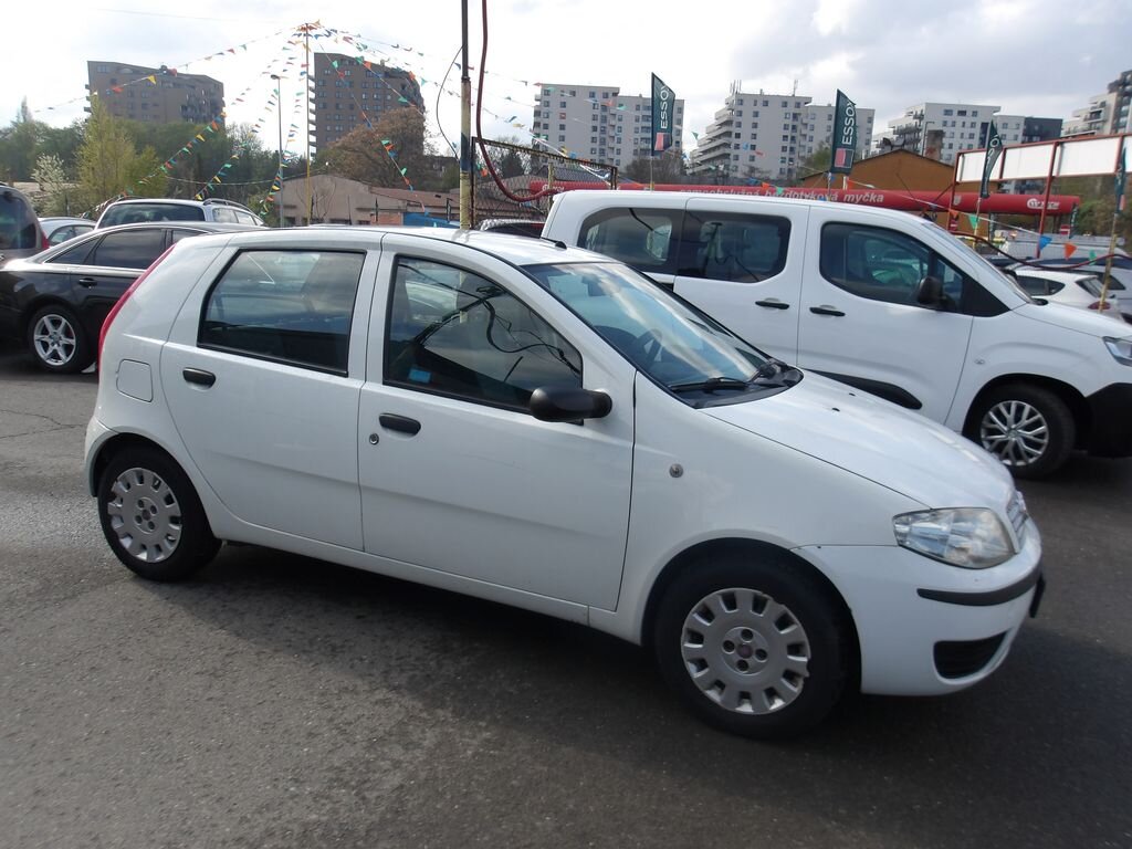 Fiat Punto Hatchback 1,2 l 44 kw