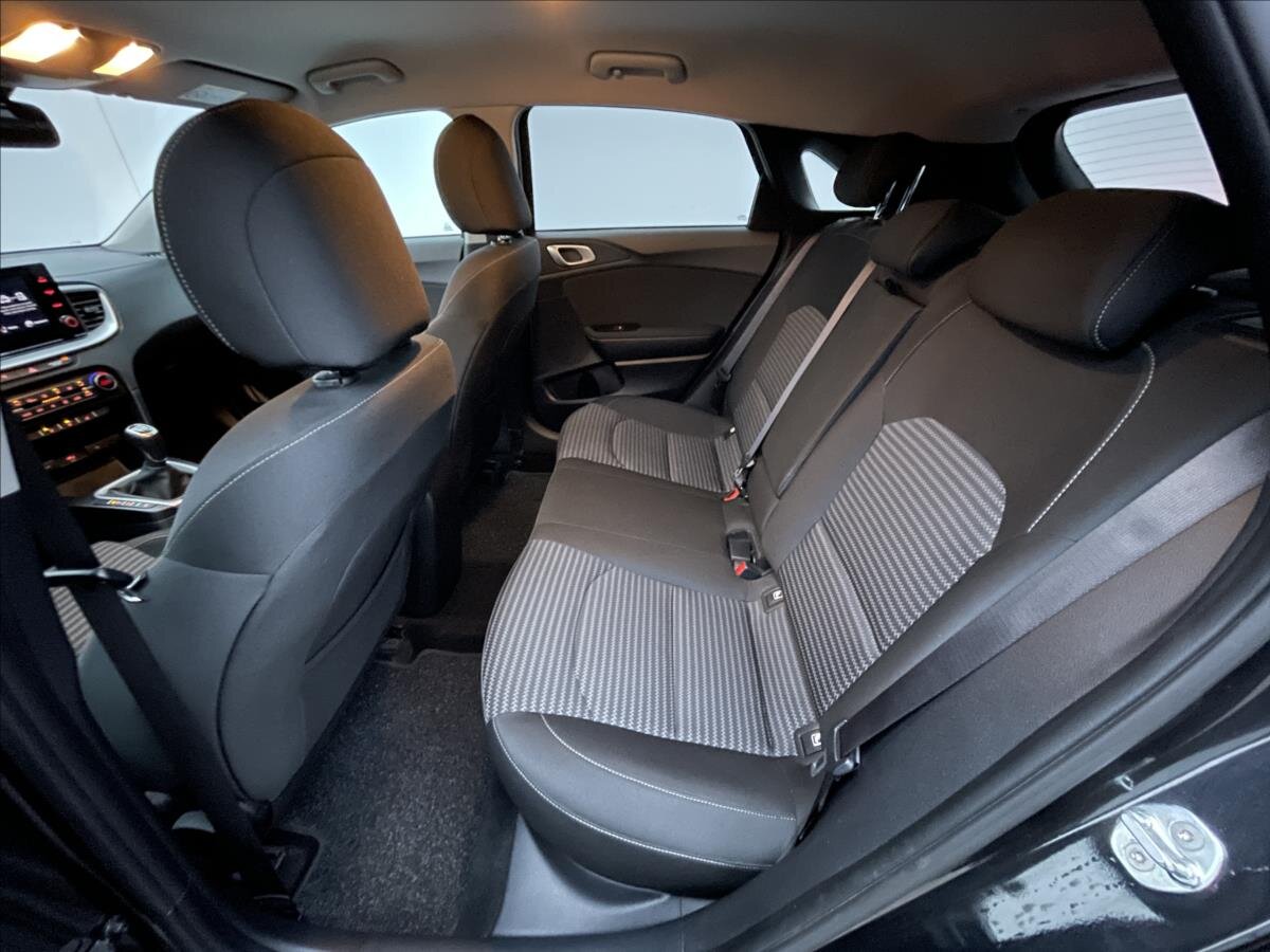 KIA Ceed Hatchback 998,0 74 kw