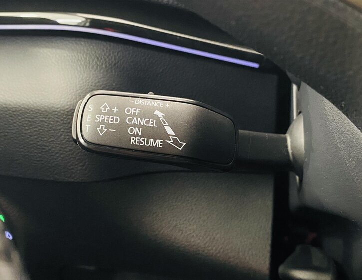 Škoda Karoq SUV / Terénní 1,5 l 110 kw