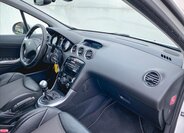 Peugeot 308 Hatchback 1,6 l 147 kw