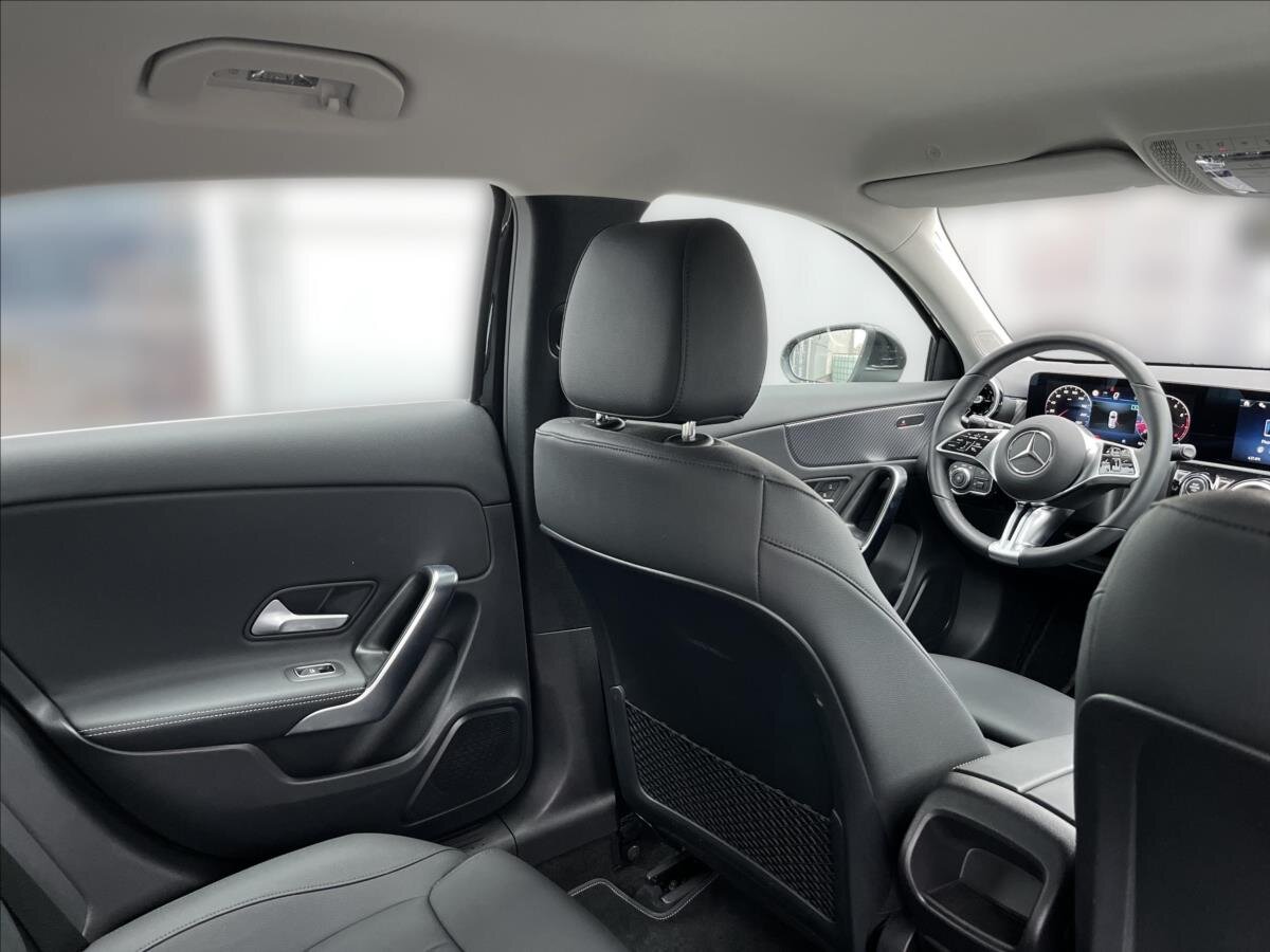 Mercedes-Benz Třídy A Hatchback 1,3 l 100 kw