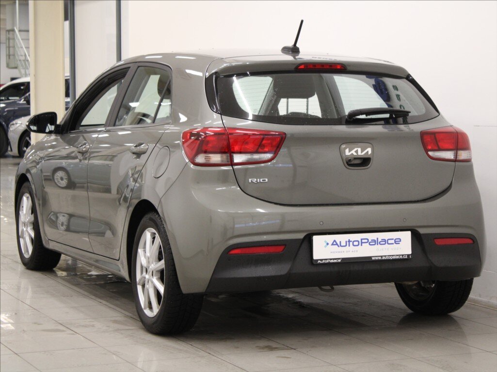 KIA Rio Hatchback 998,0 73 kw