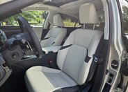 Lexus ES 300h Sedan / Limuzína 2,5 l 160 kw