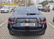 Škoda Superb Sedan / Limuzína 2,0 l 110 kw
