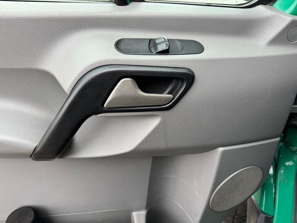 Volkswagen Crafter Valník 2,5 l 80 kw