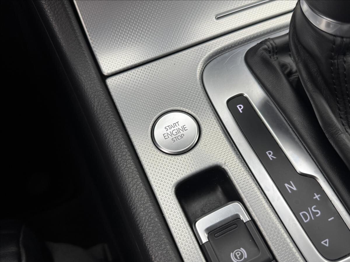 Volkswagen Touareg SUV 3,0 l 193 kw