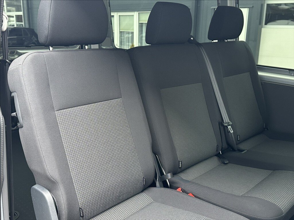 Volkswagen Transporter Kombi 2,0 l 110 kw