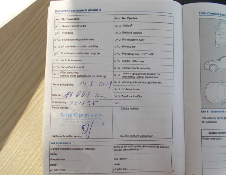 Volkswagen Beetle Hatchback 1,2 l 77 kw