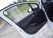 Peugeot 208 Hatchback 1,4 l 50 kw