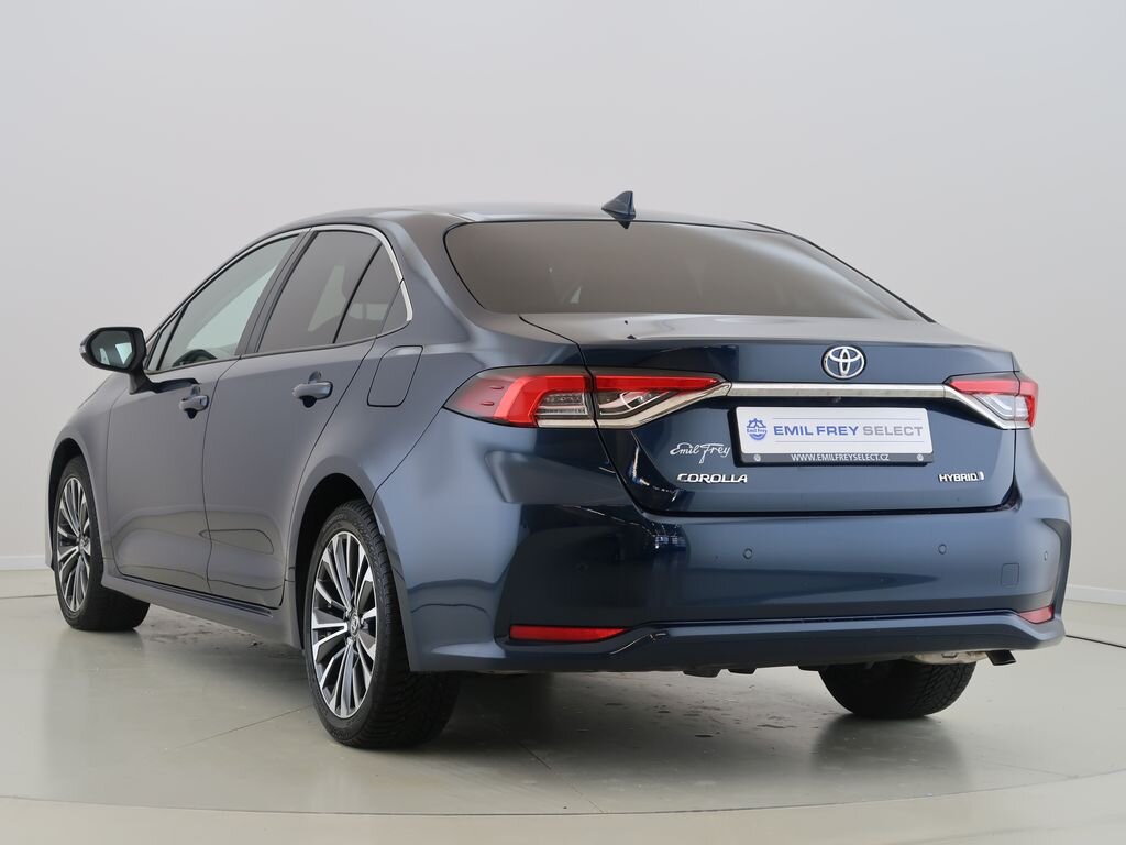 Toyota Corolla Sedan / Limuzína 1,8 l 72 kw