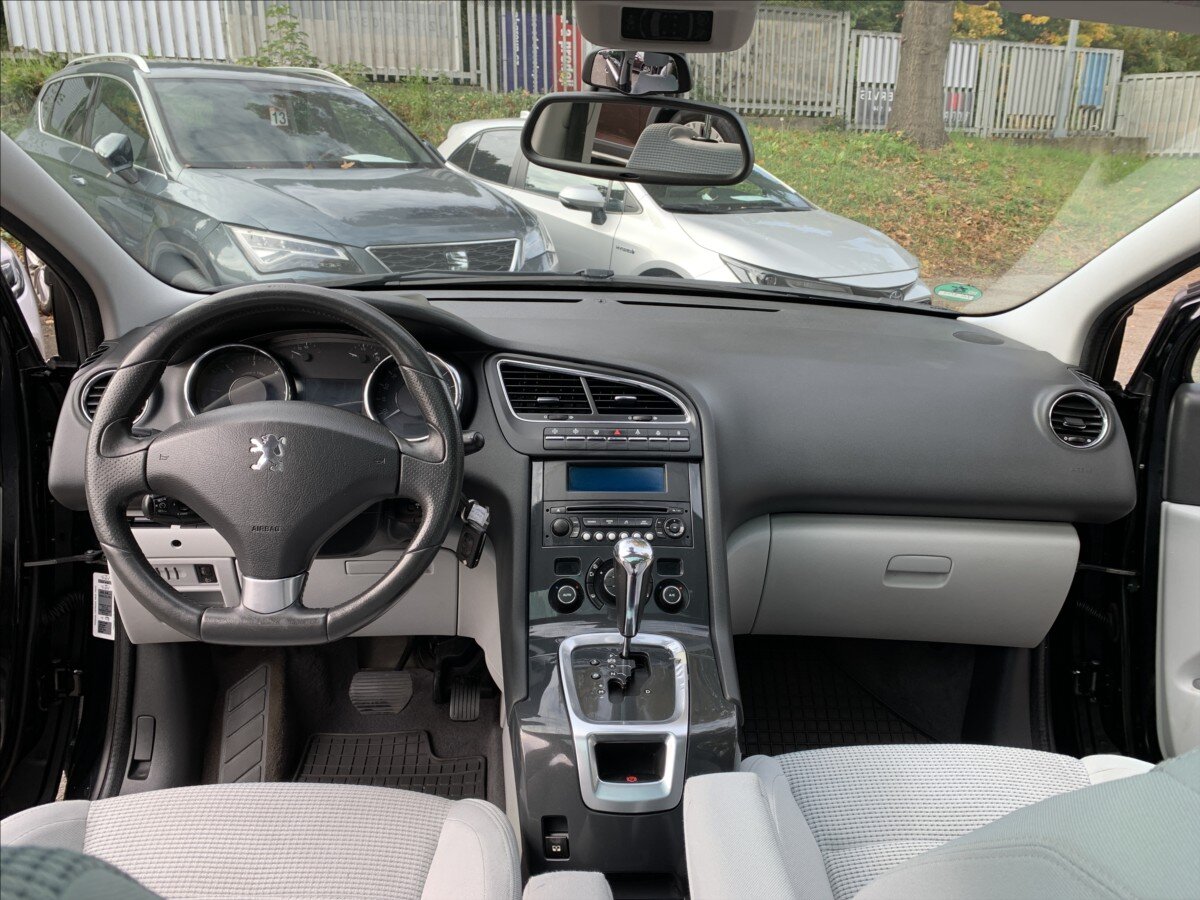 Peugeot 5008 MPV 2,0 l 120 kw