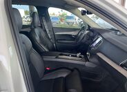 Volvo XC90 13