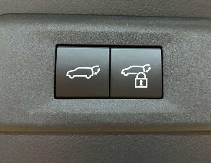 Lexus NX 450h plus SUV / Terénní 2,5 l 227 kw