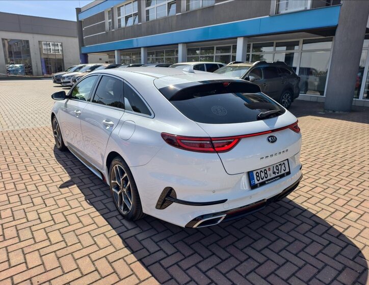 KIA ProCeed Kombi 1,4 l 103 kw