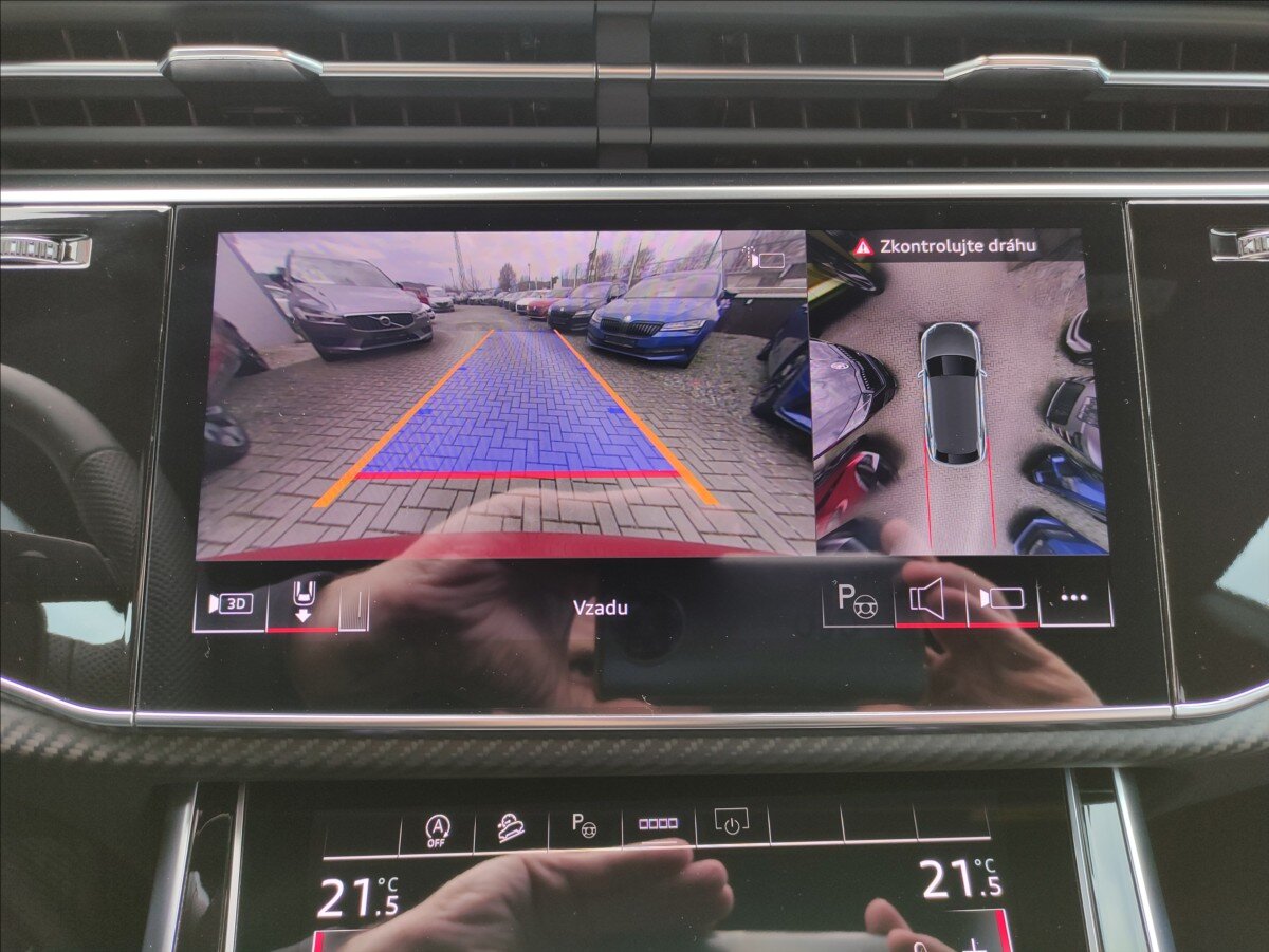 Audi Q8 SUV / Terénní 3,0 l 210 kw