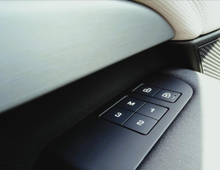 Land Rover Discovery SUV / Terénní 3,0 l 257 kw