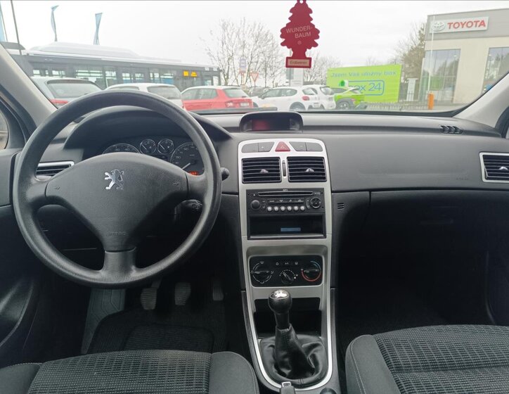 Peugeot 307 Kombi 1,4 l 65 kw