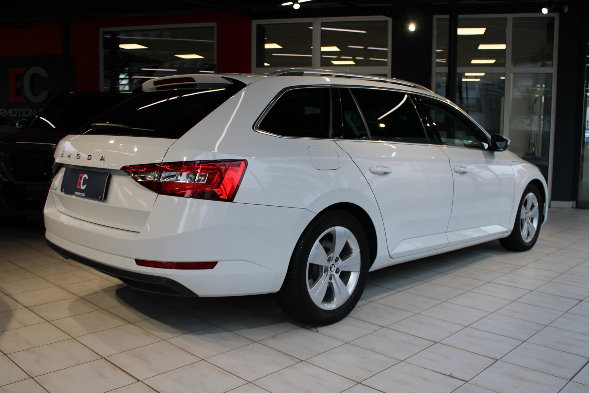 Škoda Superb Kombi 2,0 l 110 kw