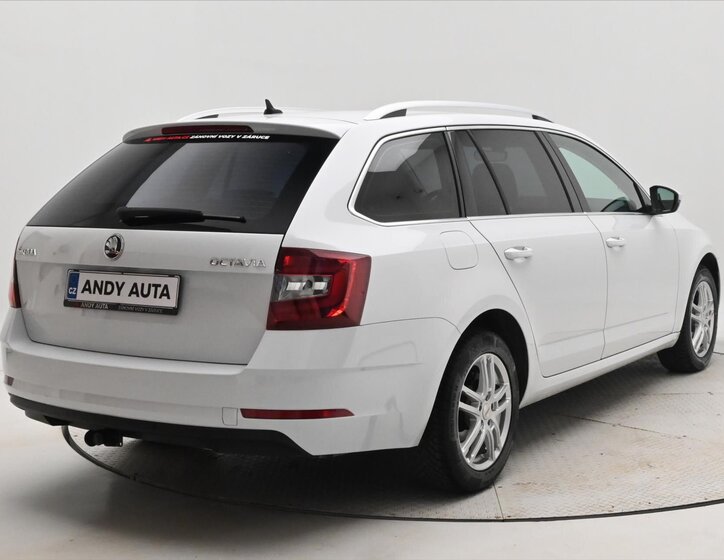 Škoda Octavia Kombi 2,0 l 110 kw