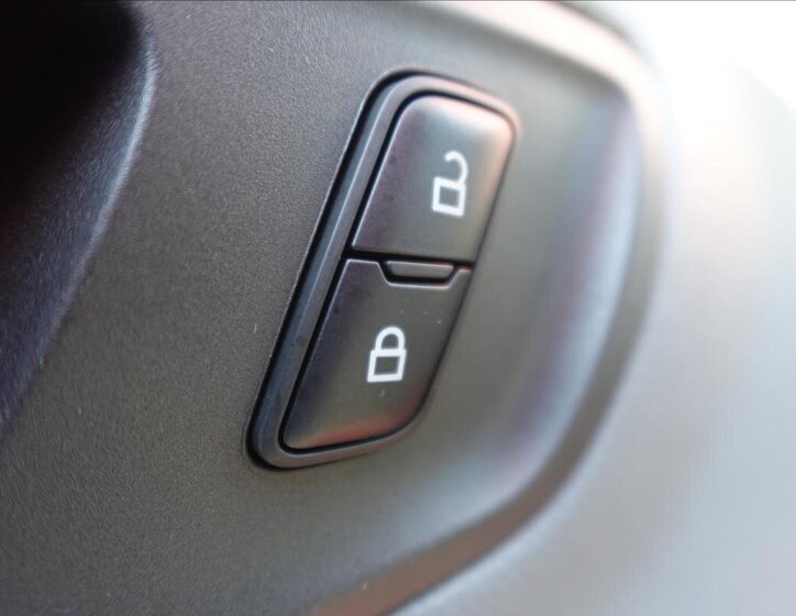 Ford Transit Ostatní 2,2 l 74 kw