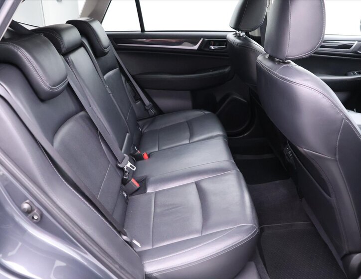 Subaru Outback Kombi 2,5 l 129 kw