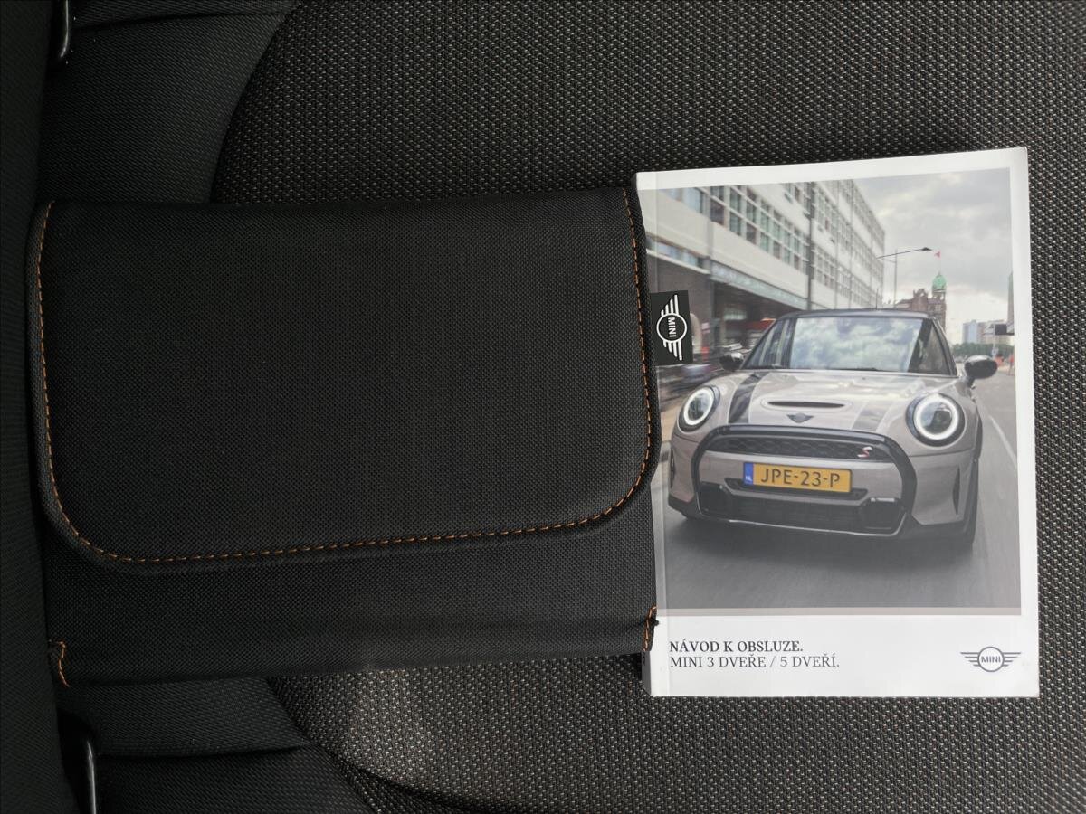 Mini Cooper Hatchback 1,5 l 100 kw