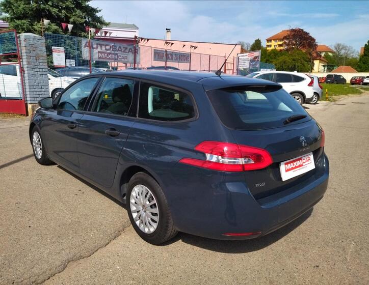 Peugeot 308 7