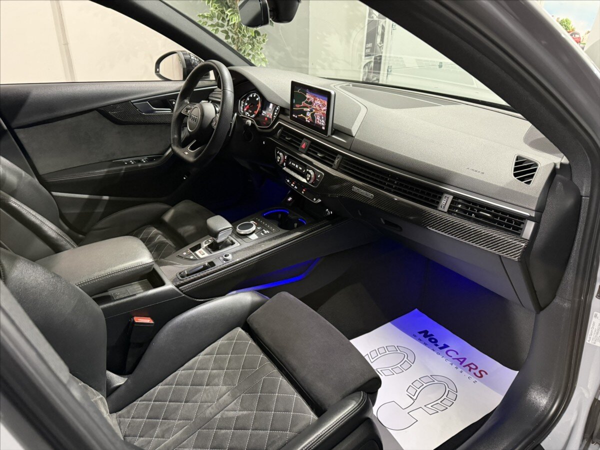 Audi RS 4 Kombi 2,9 l 331 kw