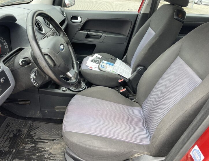 Ford Fusion Kombi 1,4 l 59 kw