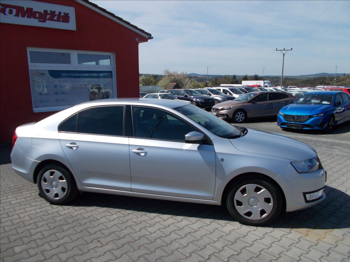 Škoda Rapid Sedan / Limuzína 1,6 l 77 kw