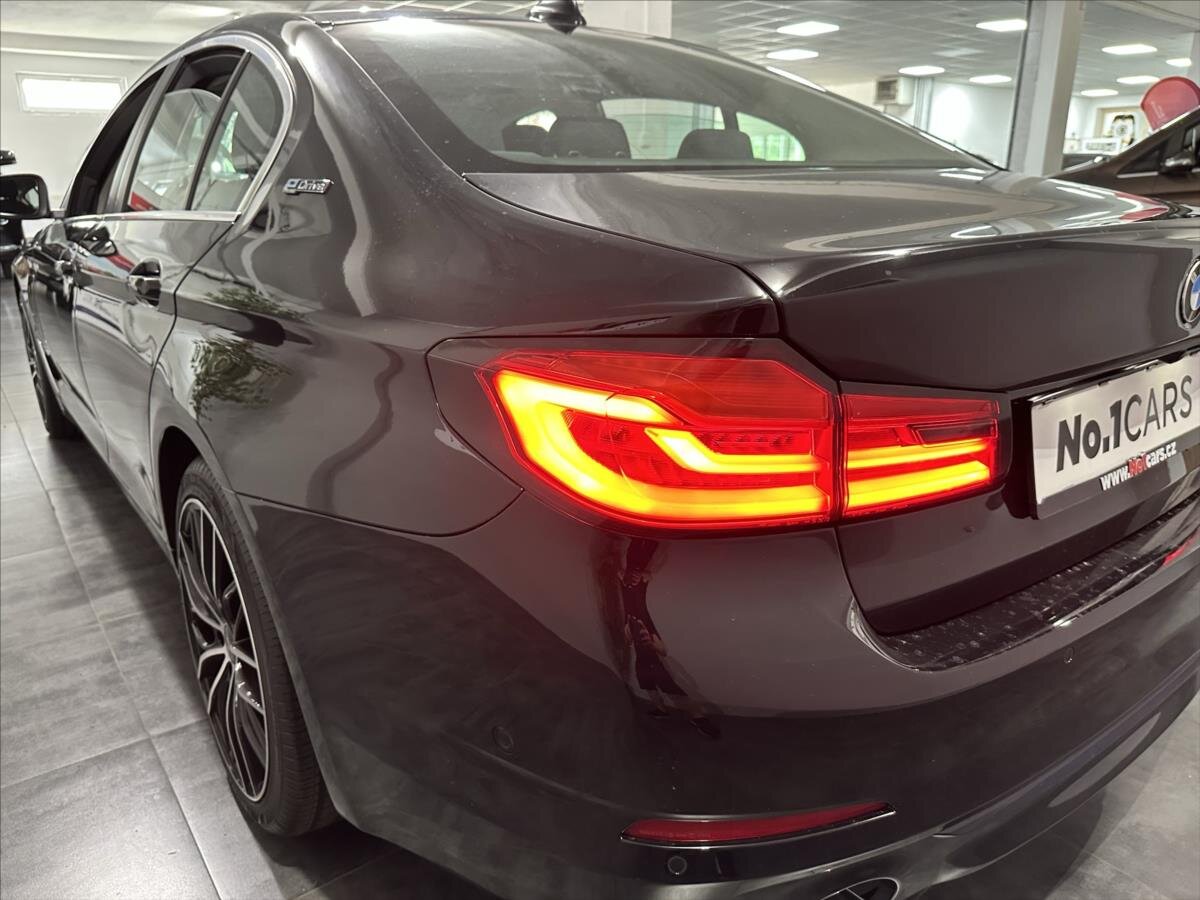 BMW Řada 5 Sedan 2,0 l 135 kw