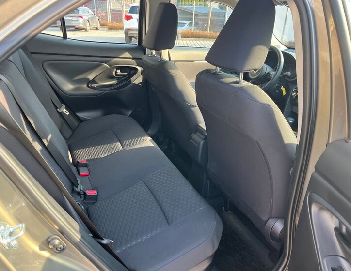 Toyota Yaris Cross SUV / Terénní 1,5 l 68 kw