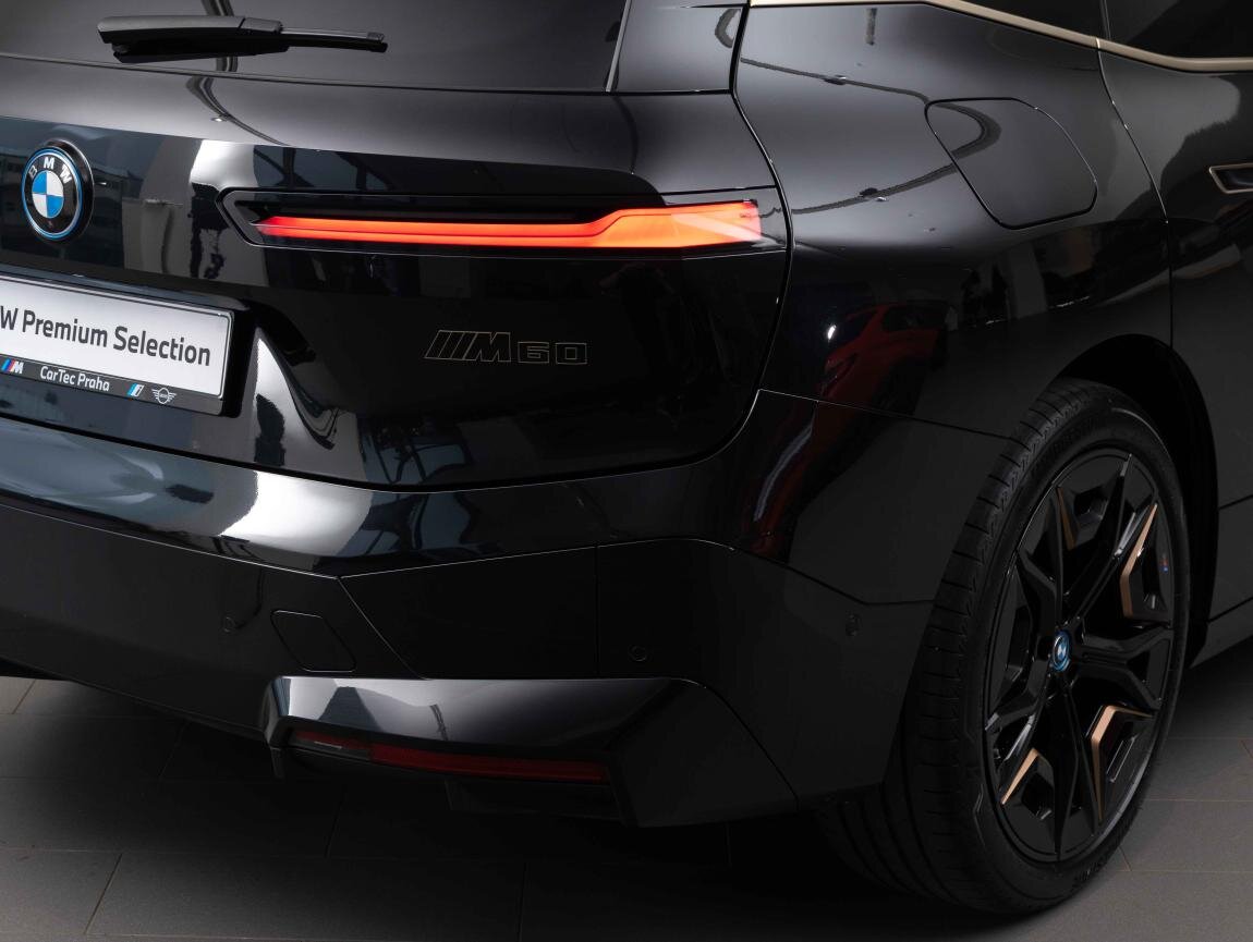 BMW iX SUV 0,0 455 kw