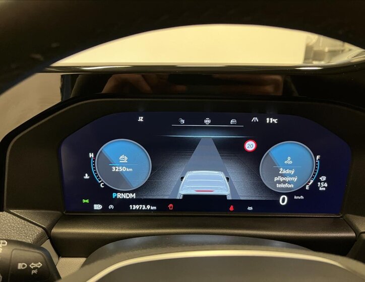 Volkswagen Caravelle 17