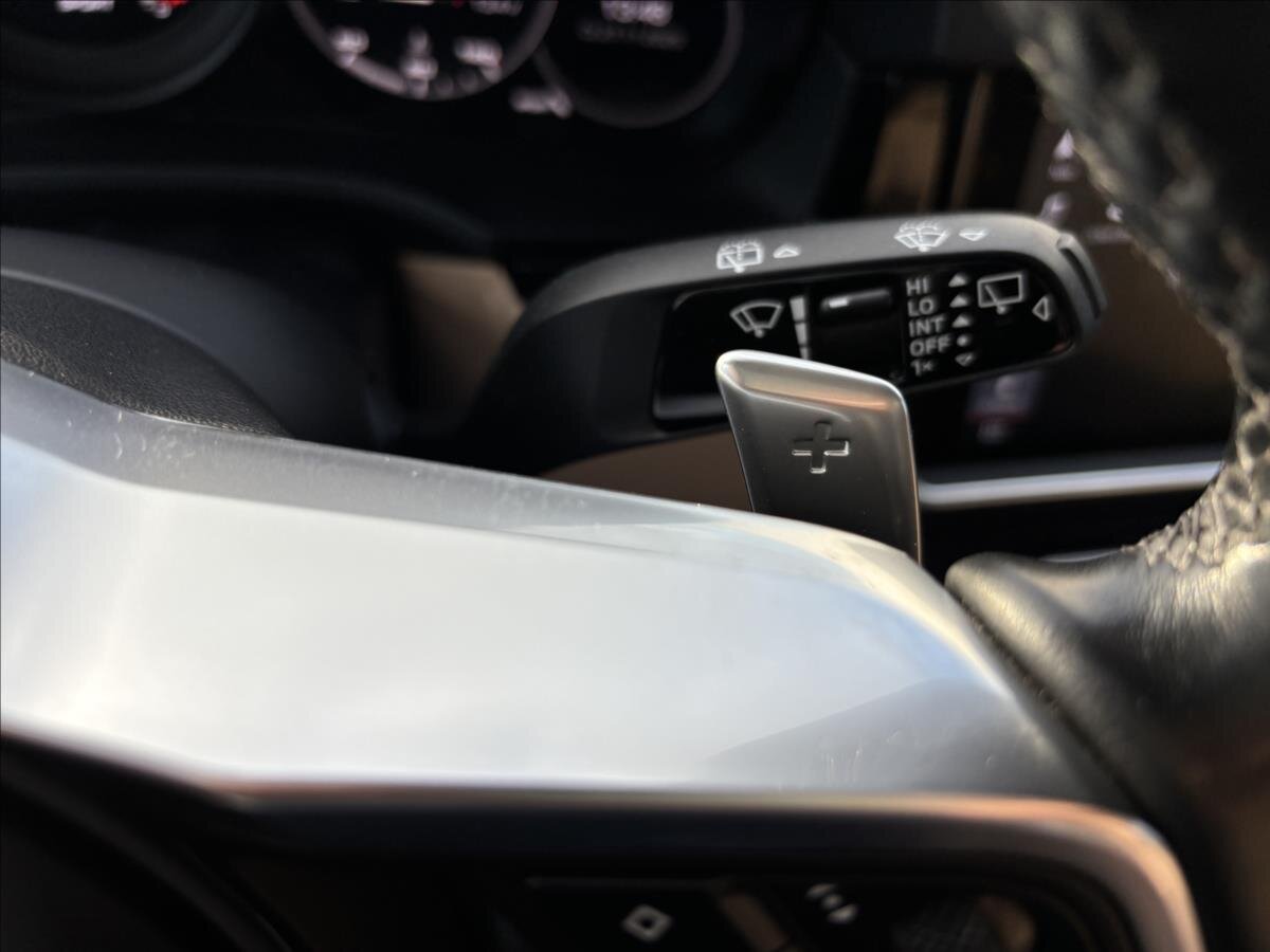 Porsche Cayenne SUV 3,0 l 250 kw