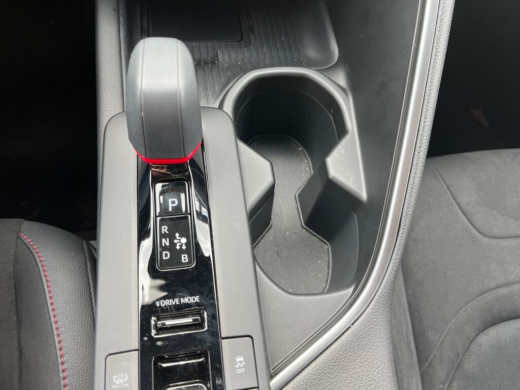 Toyota C-HR SUV / Terénní 2,0 l 145 kw