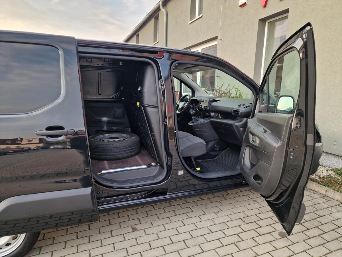 Opel Combo Skříň 1,5 l 75 kw