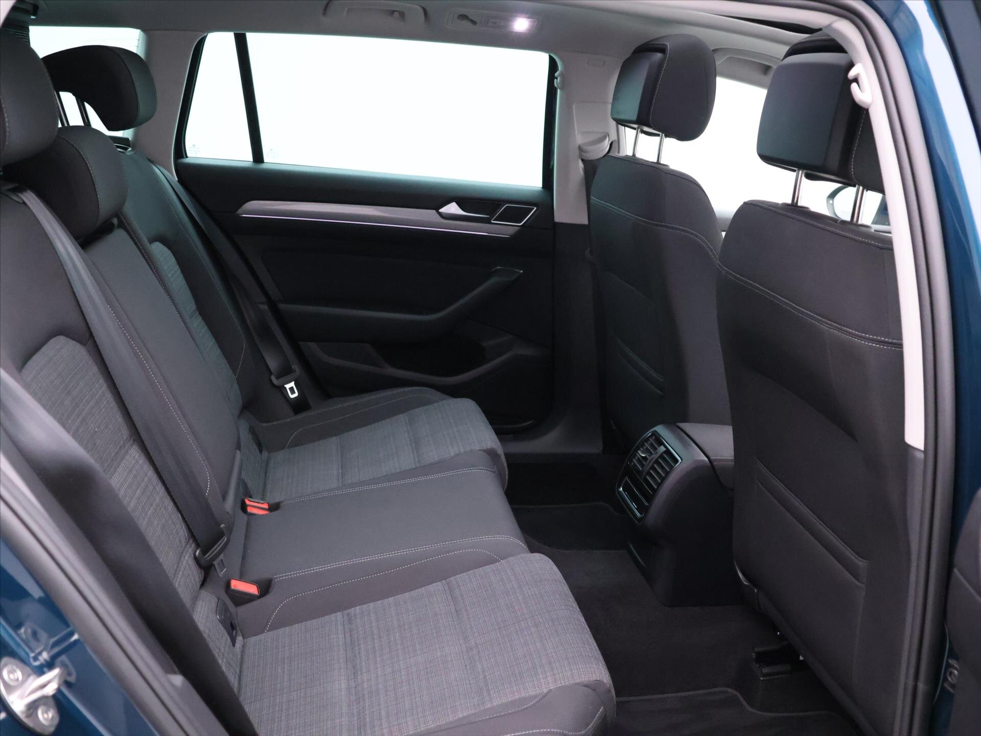 Volkswagen Passat Kombi 2,0 l 110 kw