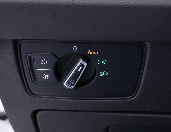 Volkswagen Passat 16