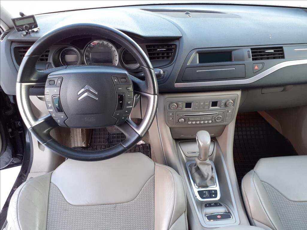 Citroën C5 Kombi 2,7 l 150 kw