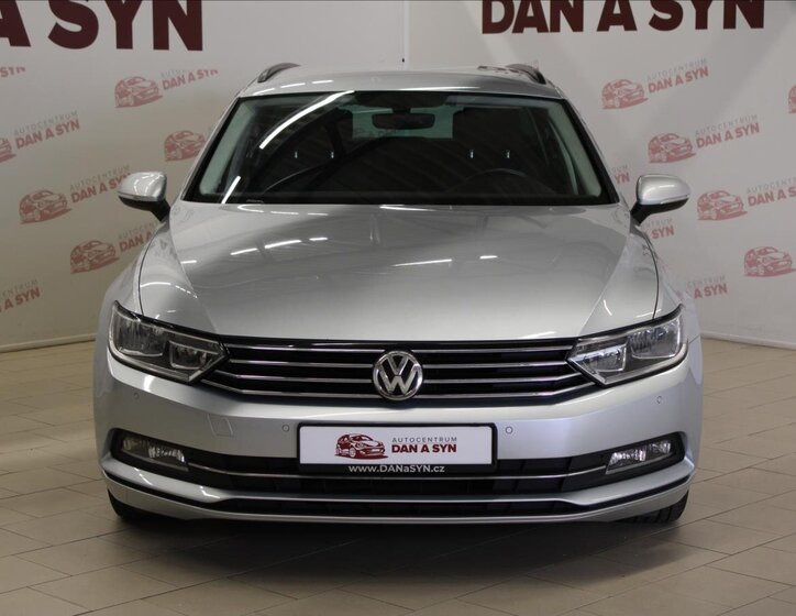 Volkswagen Passat 2